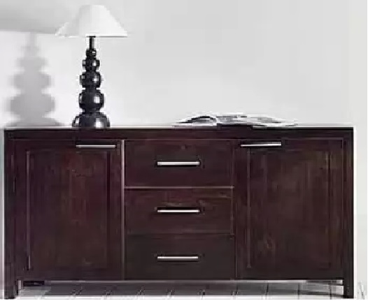 Masivní komoda 150x45x85 cm